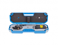 Oil injectors